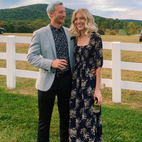 Meet the Posher: Hunter 🌻 - Picture 3 of 8